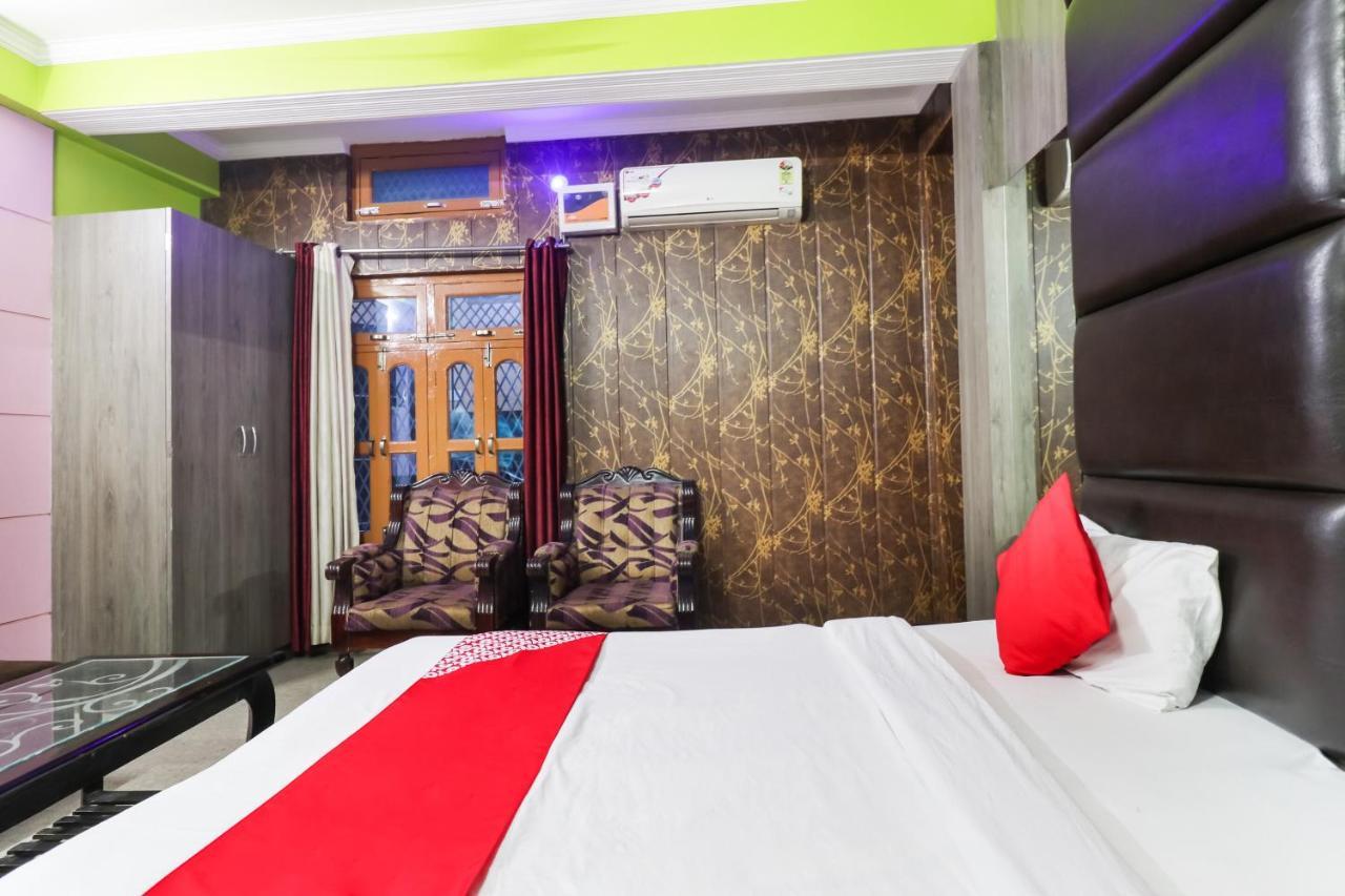 Oyo 6908 Hotel Royal City Azamgarh ห้อง รูปภาพ