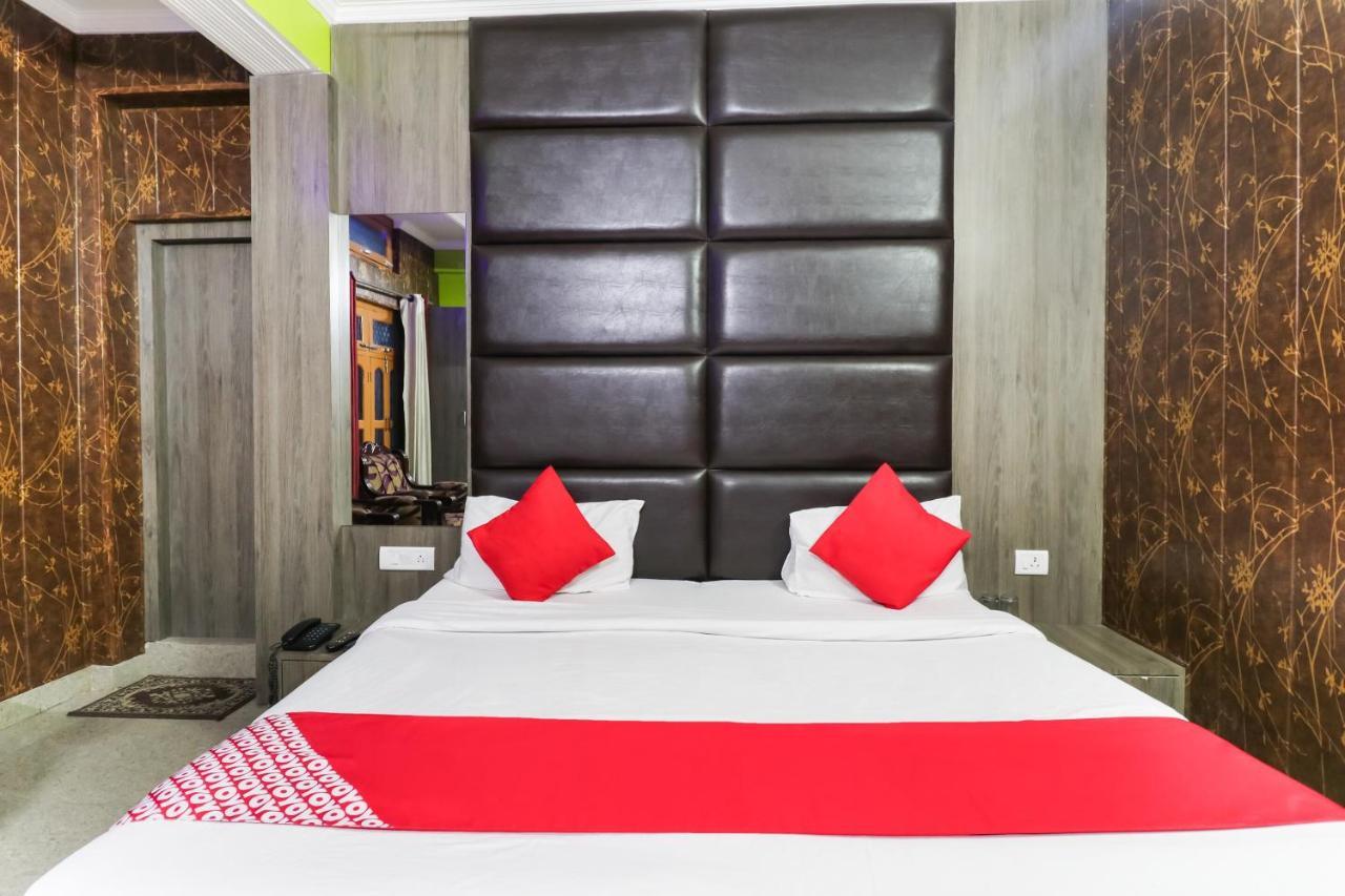 Oyo 6908 Hotel Royal City Azamgarh ห้อง รูปภาพ